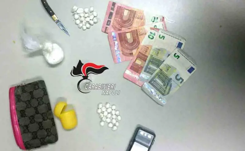 Sorpreso con la cocaina in casa, 48enne in manette