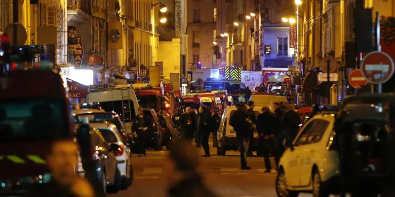 Viveva rinchiuso in casa. Psichiatra lo convince a uscire. Lui lo fa ma muore (nella notte del Bataclan)