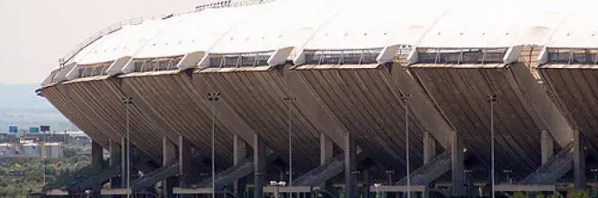 Bari, trovato un cadavere vicino allo stadio San Nicola: è giallo