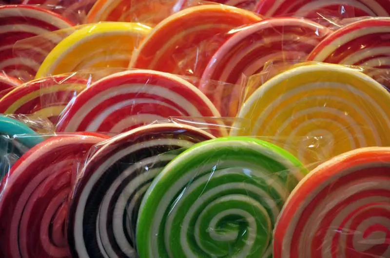 Svolta salutista in Gran Bretagna: niente snack vicino alle casse  