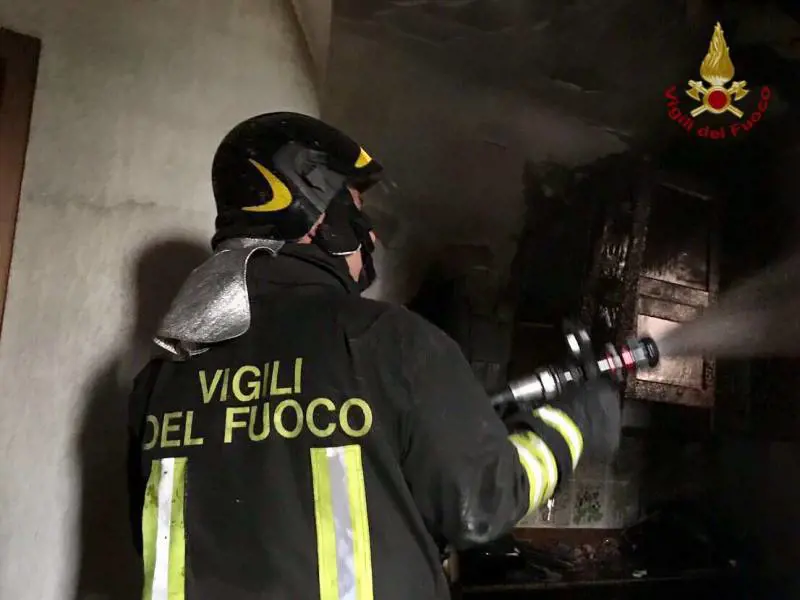 Elicottero austriaco si schianta al confine con l'Italia