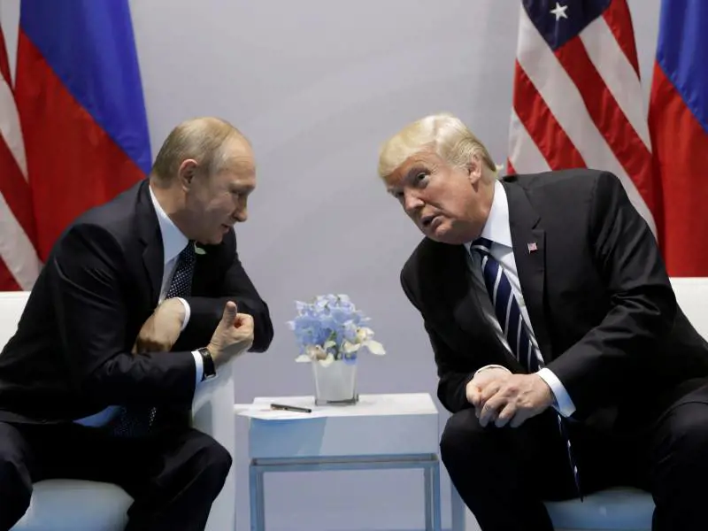 Trump tenta Putin: "Potrei riconoscere che la Crimea è russa"