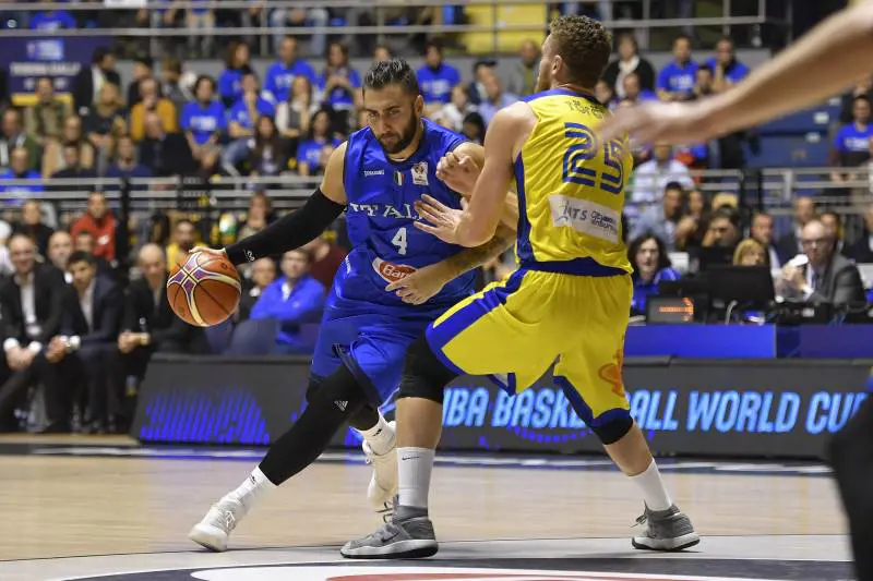 Italia presa a schiaffi in Olanda Si salva solo il deb Mannion jr