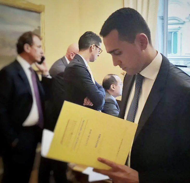 Approvato il decreto Dignità: Di Maio stanga le imprese