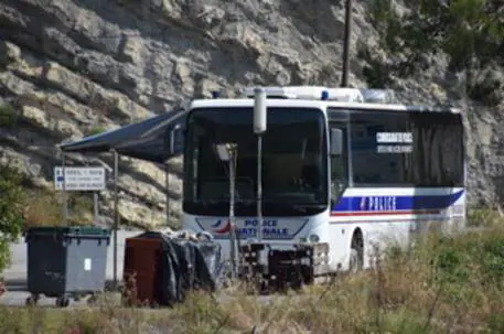 Ventimiglia, la Francia schiera un presidio mobile per fermare i migranti