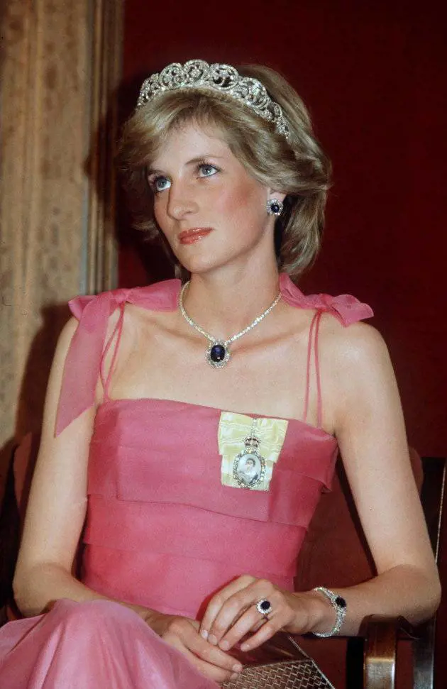 Lady Diana, le differenze con Meghan Markle nel primo mese