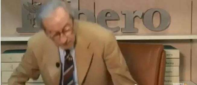 Lite in diretta Feltri-Parenzo "Classico cliché", "Vaff..". E il direttore se ne va