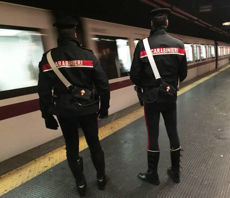 Roma, baby rom in azione: 4 arresti per furto in due giorni