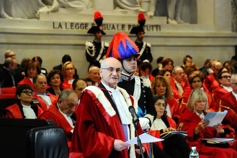 Tribunale più sicuro con 500 telecamere, tornelli e badge