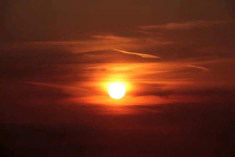 Cinque benefici preziosi del sole
