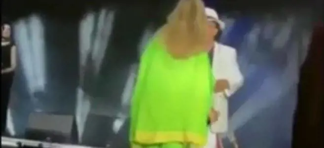 Al Bano e Romina Power: il bacio sul palco di Genova