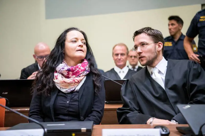 Ergastolo alla neonazista per i 10 omicidi razzisti (con ombre sui servizi)