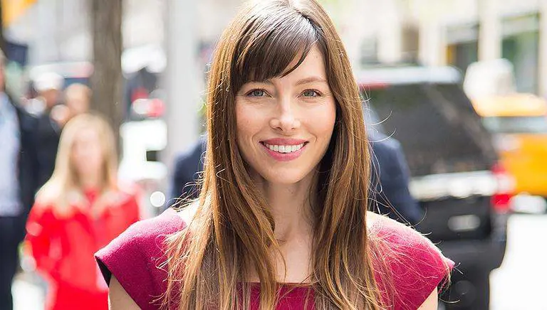 Jessica Biel, criticata per una foto scattata insieme al figlio Silas