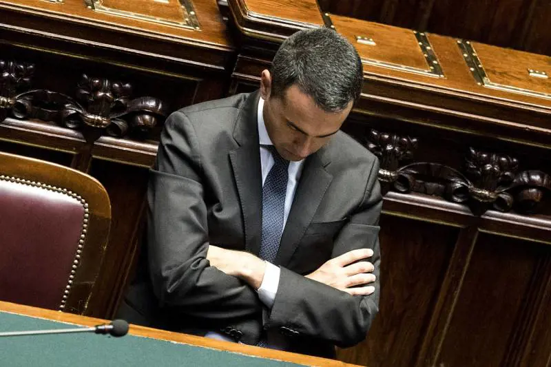 Decreto dignità, i precari lasciati a casa ora attaccano Di Maio
