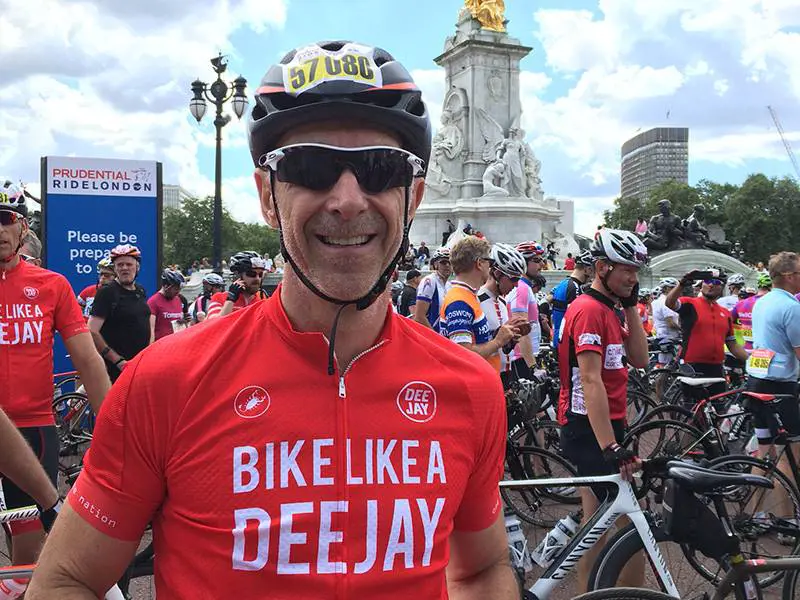 Linus fa pedalare i milanesi:  "Ma c'è troppa burocrazia..."