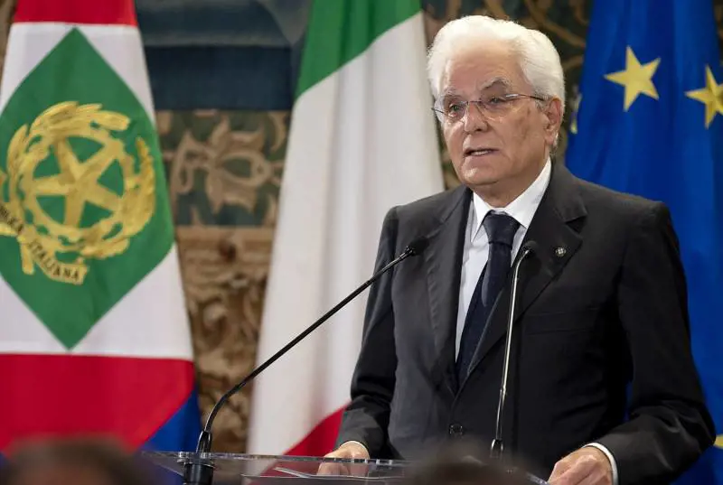 Taci, Verga ti ascolta