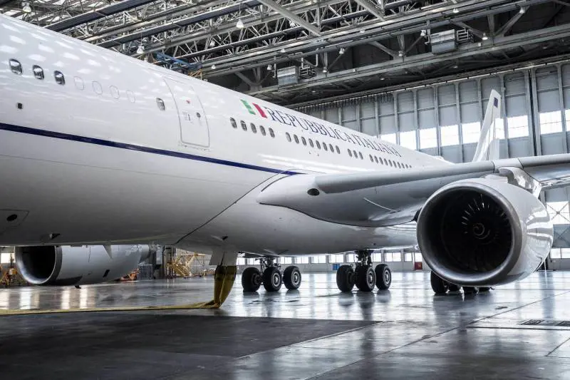 Air Force Renzi, la Gdf: "Alitalia guadagnò da vendita"