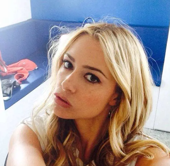 Martina Stella: "I genitori? Quando si sono divisi  per me è stato un sollievo..."