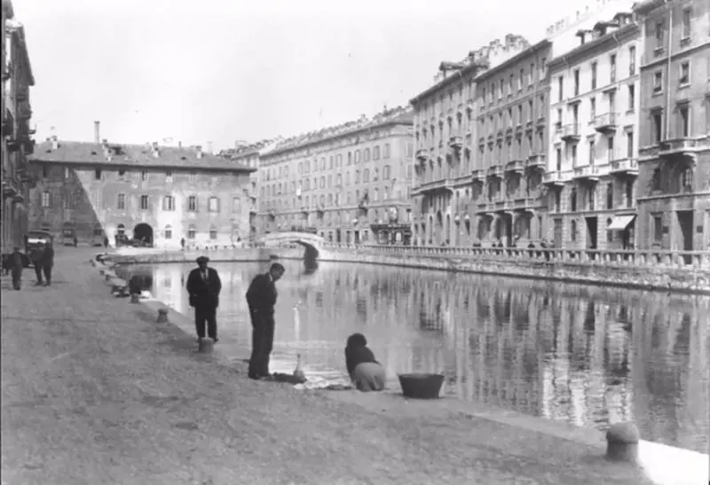 Quanti libri su Milano da portare al mare per non aver nostalgia