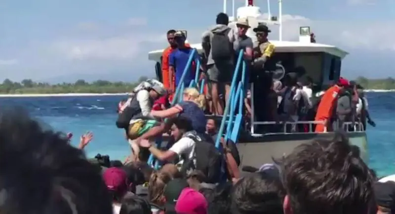Sisma a Bali fa 140 vittime. Montano: "L'apocalisse"