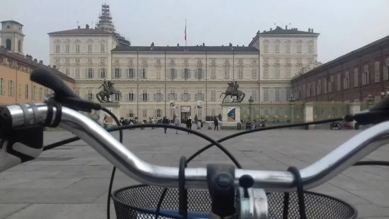 Torino, ora anche le bici avranno la carta d'identità