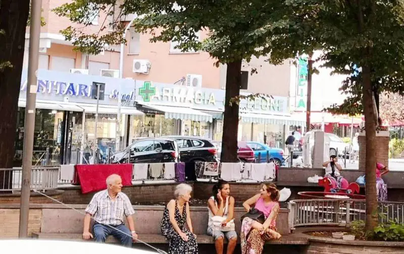 Roma, così i rom sfrattano i bimbi dall'area giochi