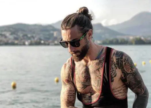 Parma, 21enne violentata. Vittorio Brumotti: "Stento a crederci"
