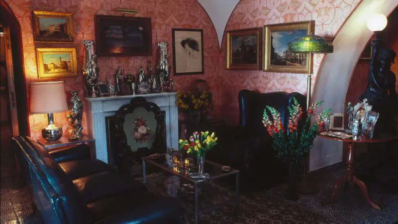 Liberty, capolavori e orge. L'Ischia perduta di Visconti