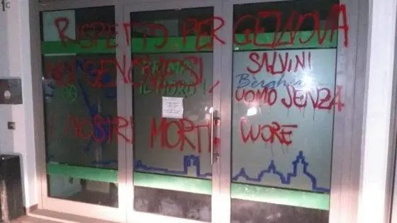 Bergamo, sede Lega deturpata. Spray con minacce e con insulti