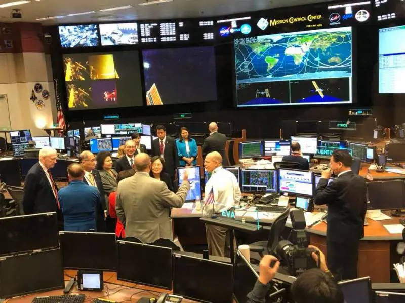 La presidente di Taiwan visita la sede della Nasa, provocazione degli Usa alla Cina