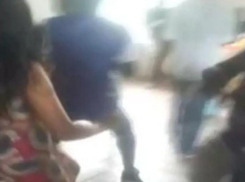 Piacenza, i migranti disertano il lavoro ma festeggiano con operatrici