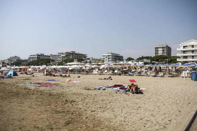 Jesolo, senegalese arrestato per stupro. Salvini: "Questo verme non può essere espulso"