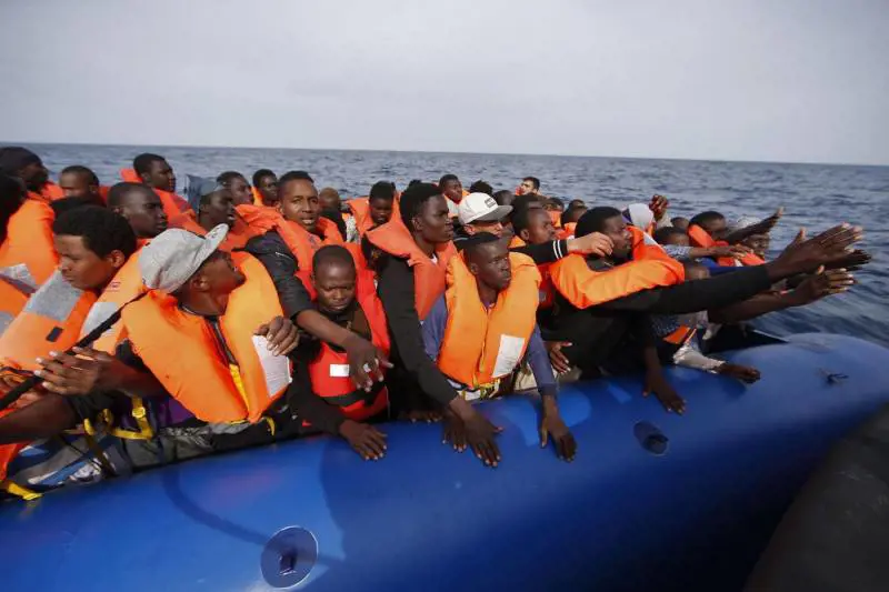 Una bomba migranti sull'Italia