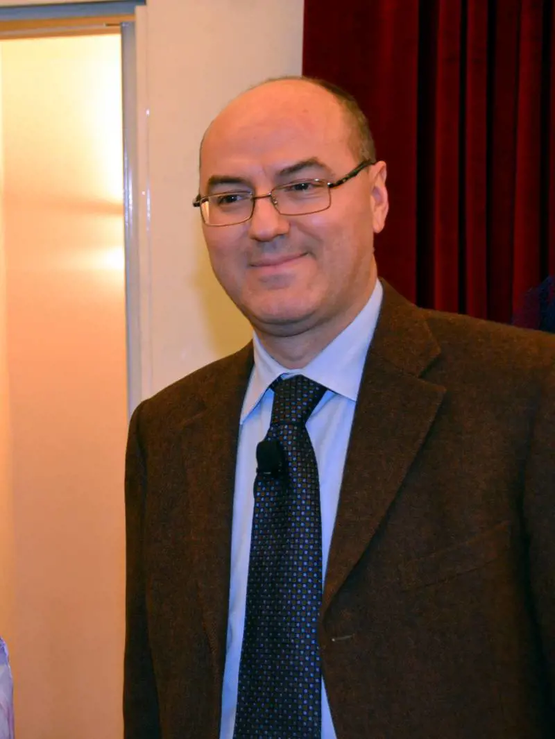 "Il vero pericolo è la giustizia che invade la politica"