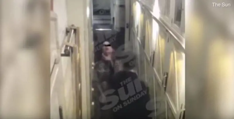 Oasis, nuovi guai per Liam Gallagher: ecco il video in cui aggredisce la fidanzata