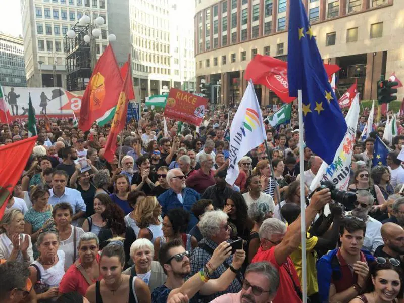 Così i 'rossi' insultano Salvini: "Imbecille, troglodita, assassino"