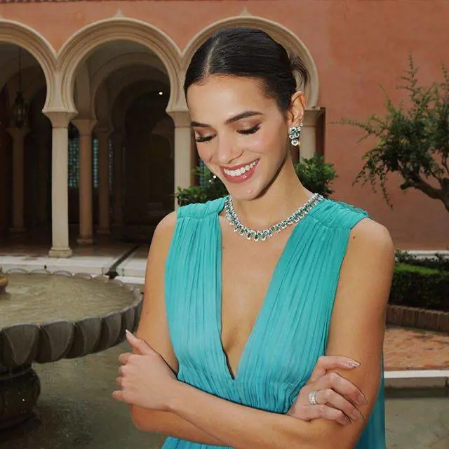 La fidanzata di Neymar confessa: "Prendevo lassativi per dimagrire"