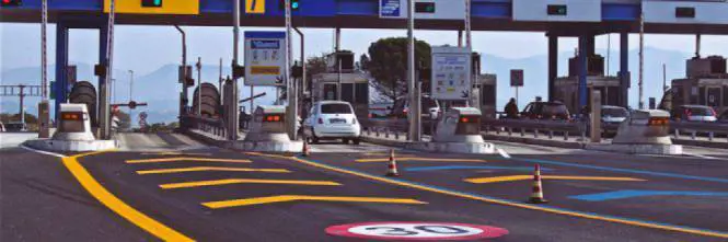 "Autostrade spa assassini", il blitz dei gilet gialli a Genova