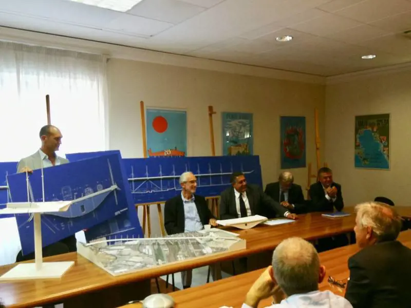 Da Twitter:  ‏@GiovanniToti
