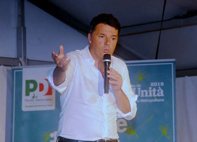 E Renzi annulla l'evento: "Provvedimento assurdo"