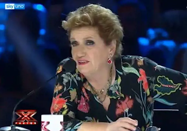 "Ma non mi rompere più il c...". Scontro tra la Maionchi e il giudice