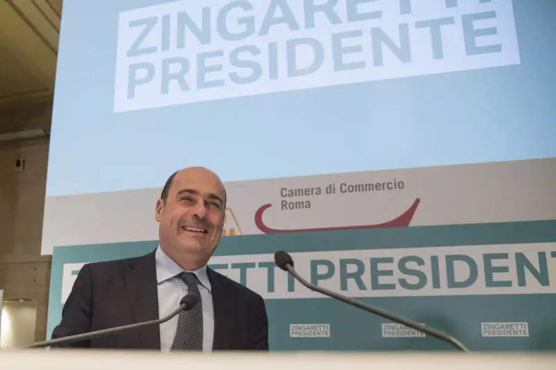 Primarie Pd, Zingaretti in testa ma senza maggioranza
