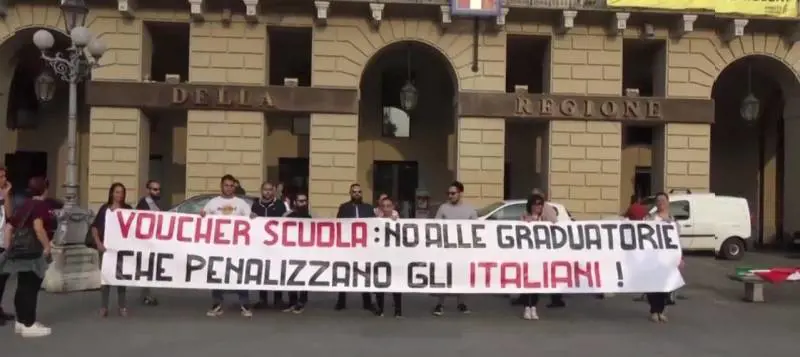 Torino, protesta mamme graduatoria voucher: “Italiani penalizzati”