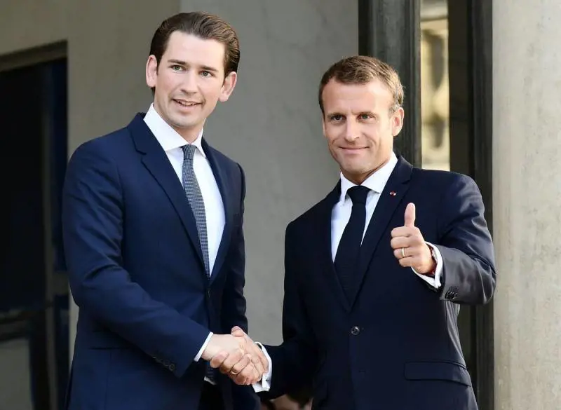 L'Europa processa l'Italia: "Non paghiamo per loro"