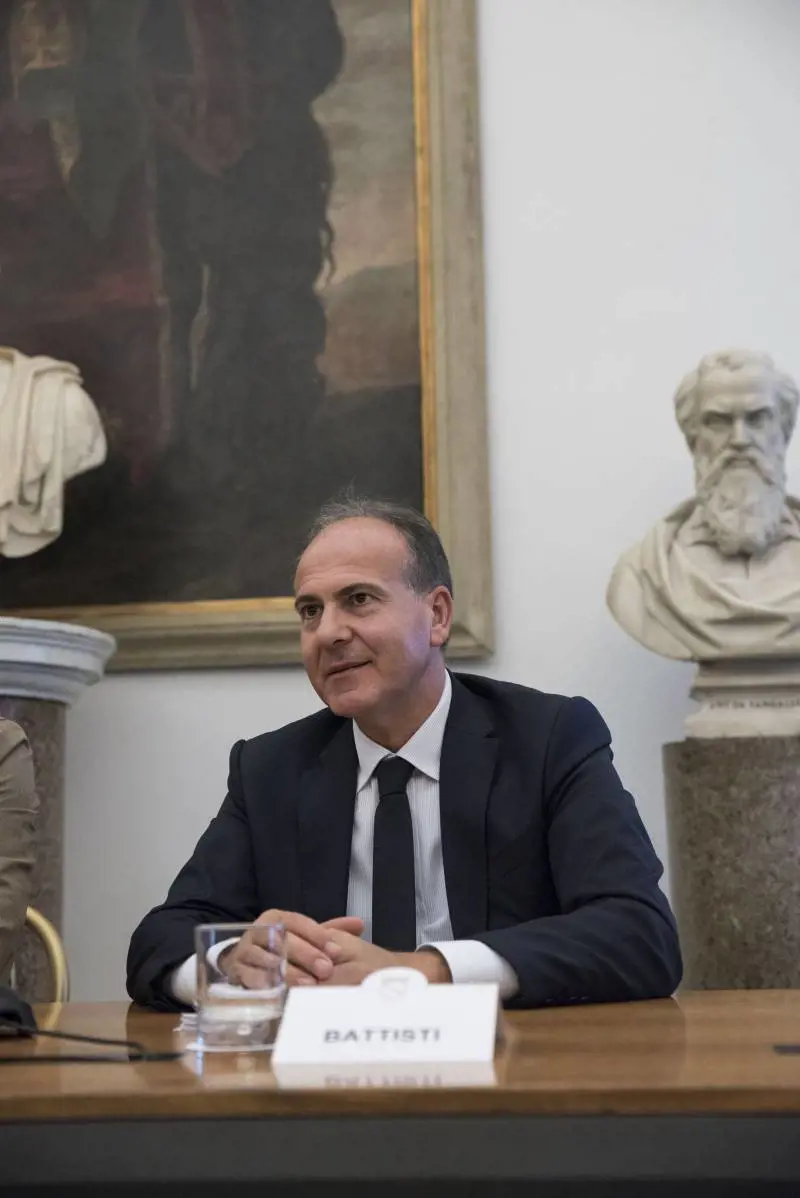 Fs non molla su Alitalia Battisti: "Noi ci siamo"