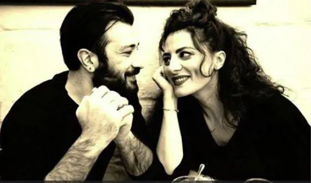 Negramaro, moglie del chitarrista "Un grazie per l'ondata d'amore"