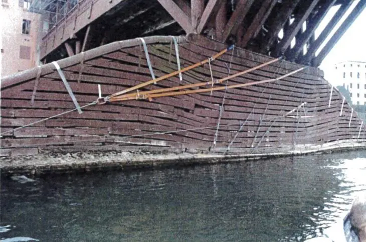 Bassano, il Ponte degli Alpini rischia di crollare