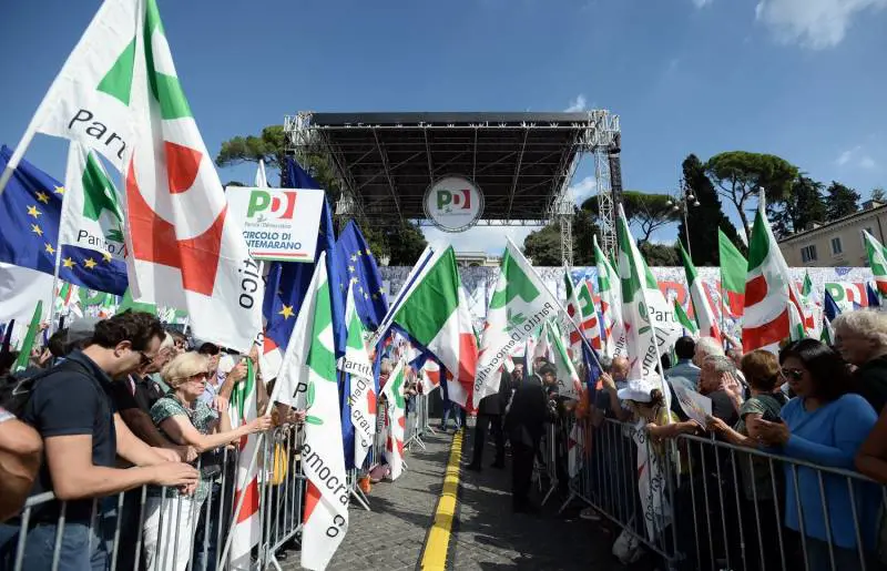 "Al raduno Pd malati di Alzheimer": si dimette consigliere M5S