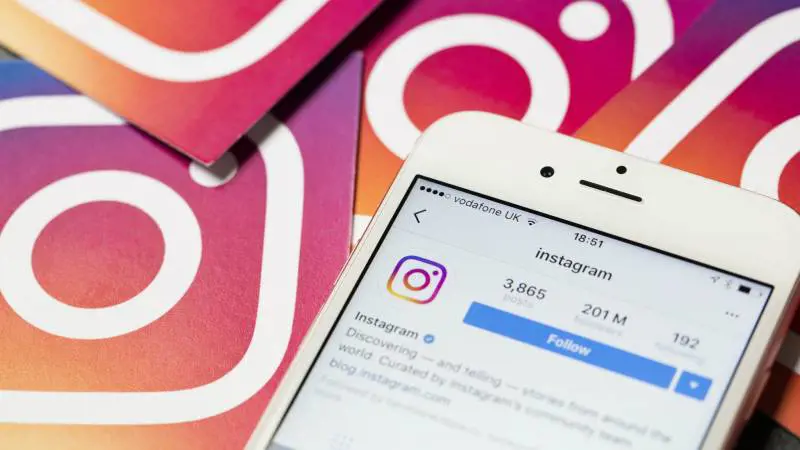 Instagram non funziona, poi si riprende