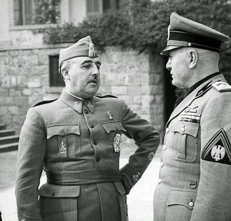 In Spagna chiedono aiuto al Papa: "Non prendete la salma di Franco"